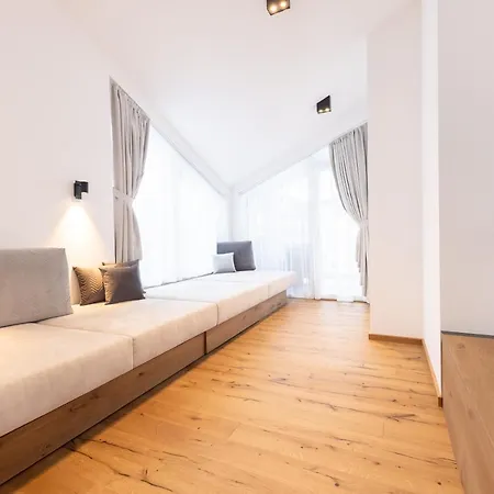Aparthotel Maximilian Neustift im Stubaital