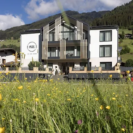 Hotel apartamentowy Max Mountain Neustift im Stubaital