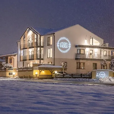 Aparthotel Maximilian 4*