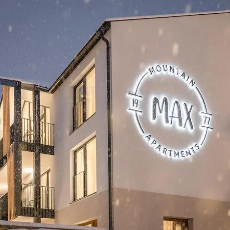 Maximilian Aparthotel 4*