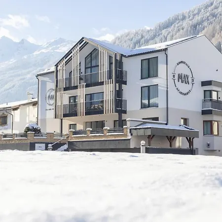 Aparthotel Maximilian 4*