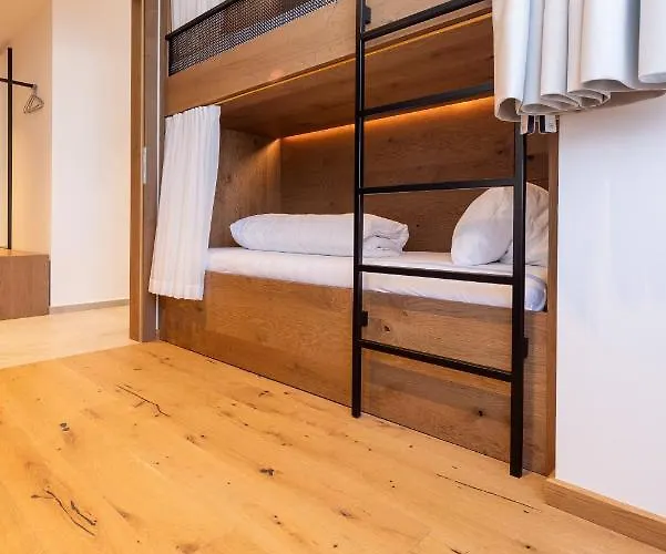 Max Mountain 4* Нойштифт-им-Штубайталь