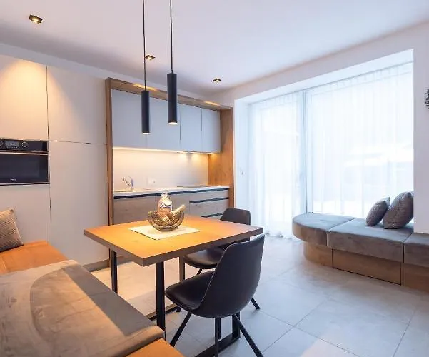 Max Mountain 4* ניוסטיפט אים סטובאיטל